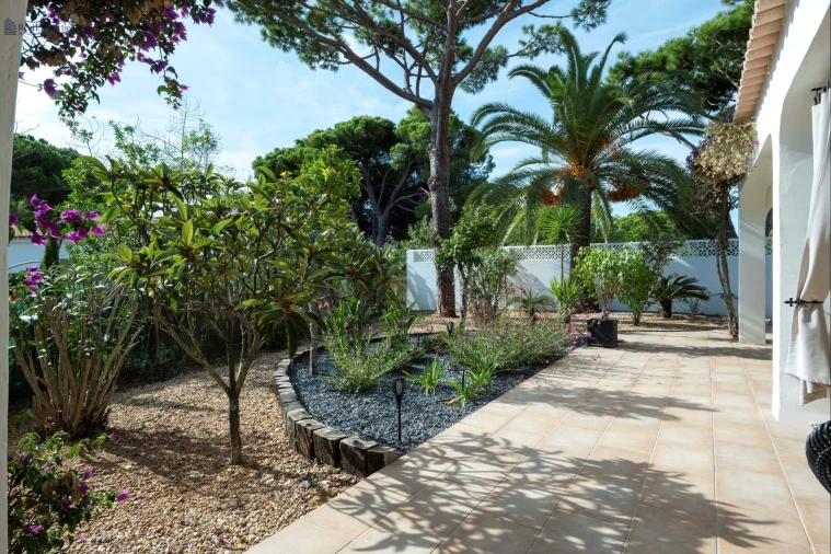 Moradia T3 para Venda em Quarteira Foto 23