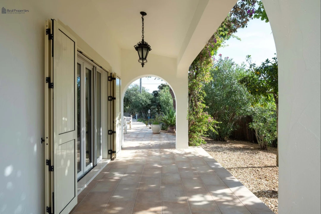 Moradia T3 para Venda em Quarteira Foto 24