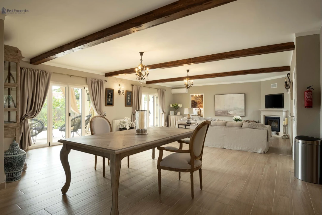 Moradia T3 para Venda em Quarteira Foto 11