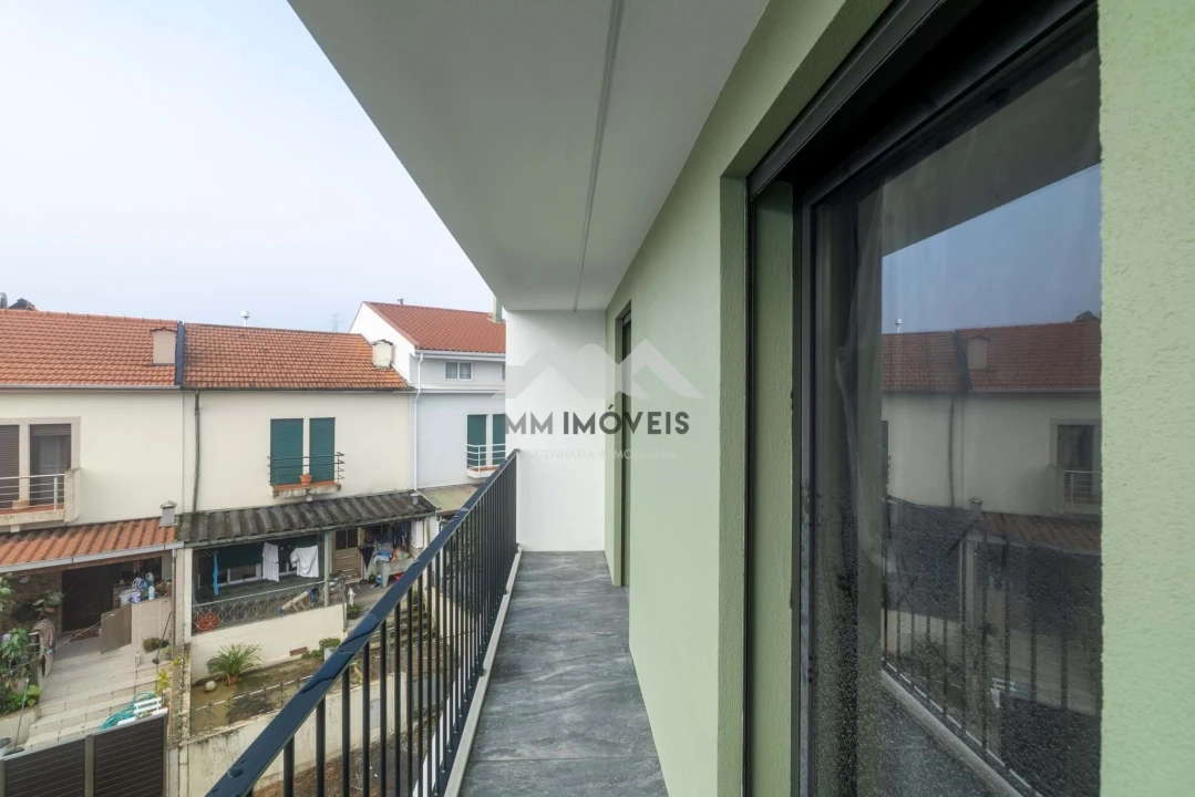 Moradia T4 para Venda em Valongo Foto 24