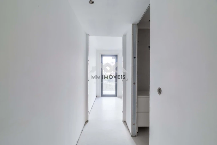 Moradia T4 para Venda em Valongo Foto 31