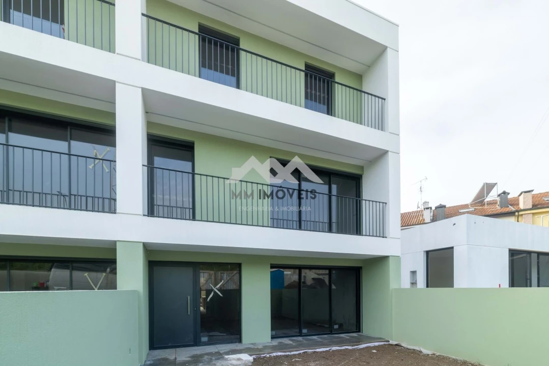 Moradia T4 para Venda em Valongo Foto 3