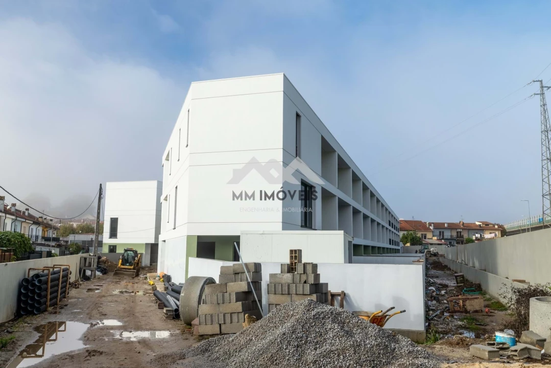 Moradia T3 para Venda em Valongo Foto 36