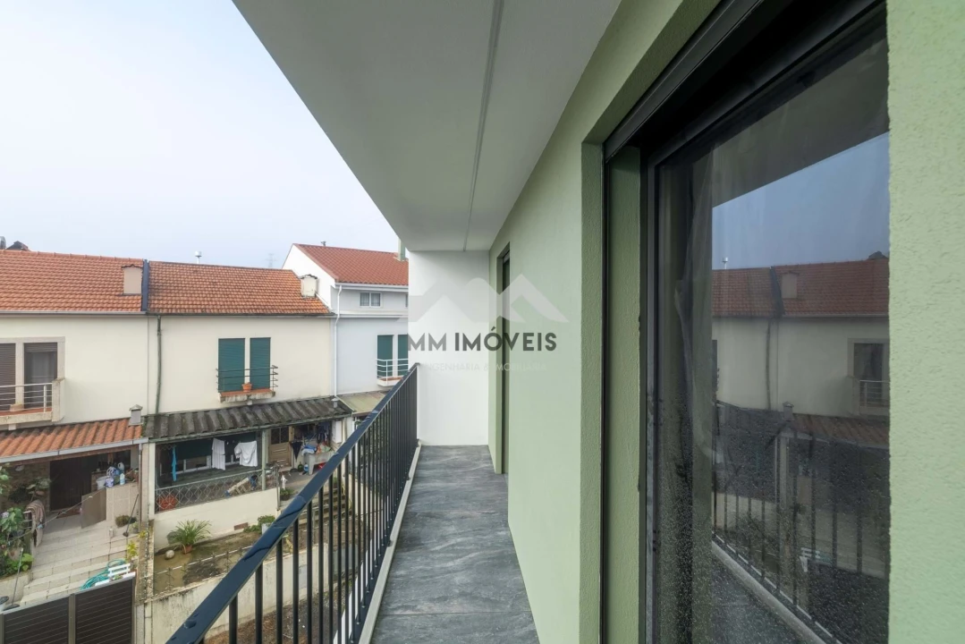 Moradia T3 para Venda em Valongo Foto 22