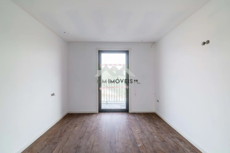 Moradia T3 para Venda em Valongo Foto 14