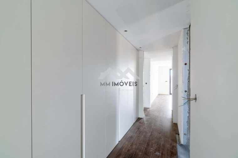 Moradia T3 para Venda em Valongo Foto 16