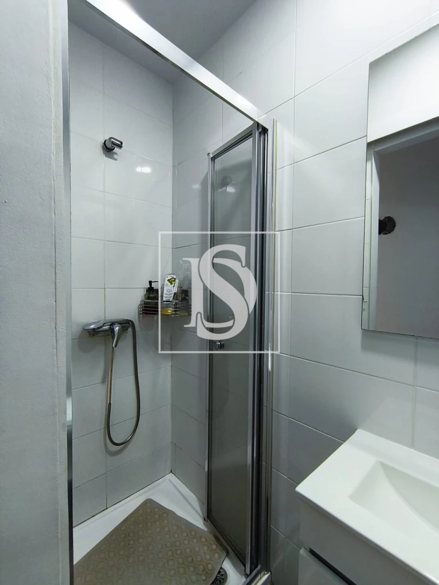 Apartamento T2 para Venda em Azurem Foto 11