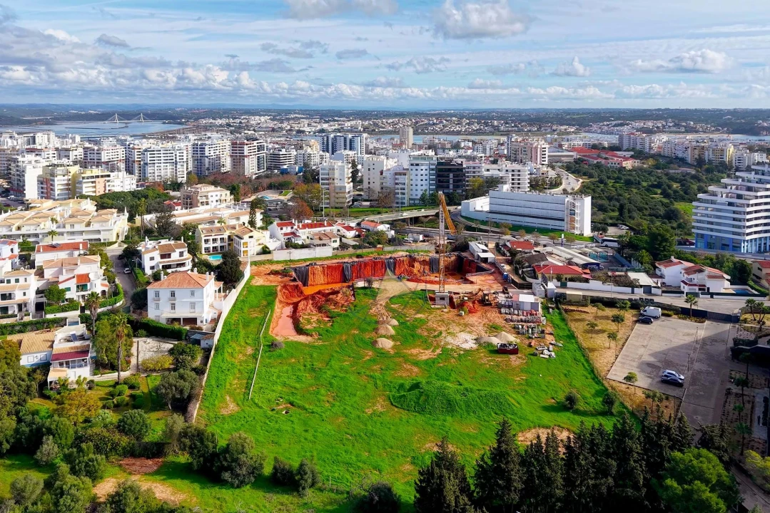 Apartamento T2 para Venda em Portimão Foto 3