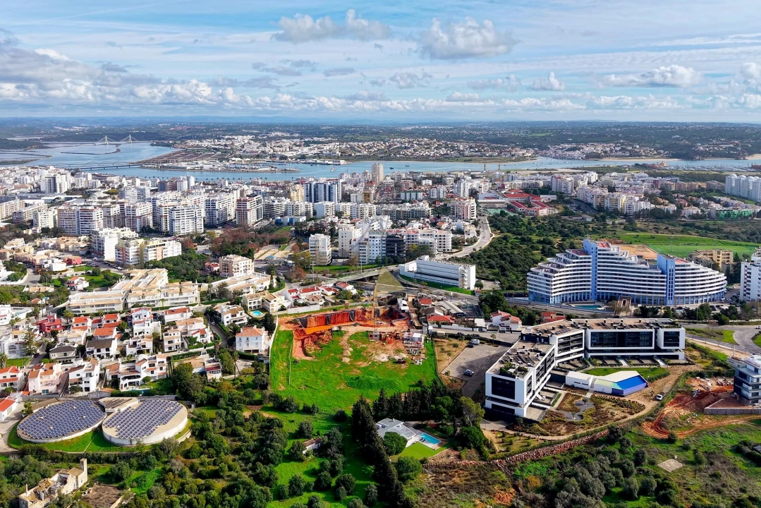 Apartamento T2 para Venda em Portimão Foto 36