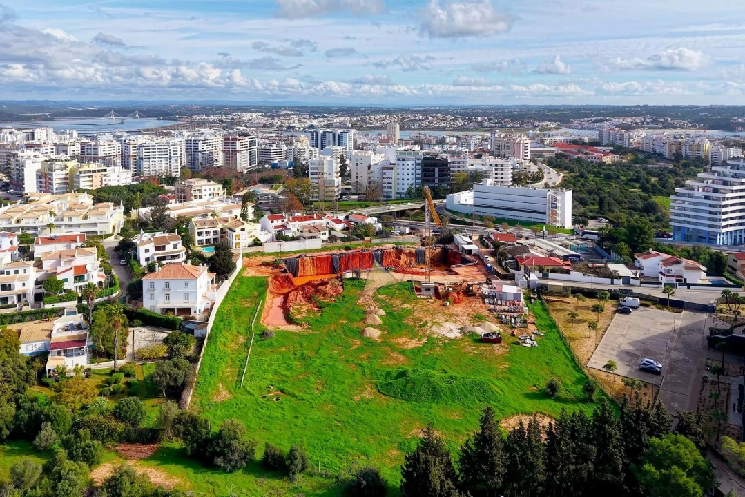 Apartamento T2 para Venda em Portimão Foto 37