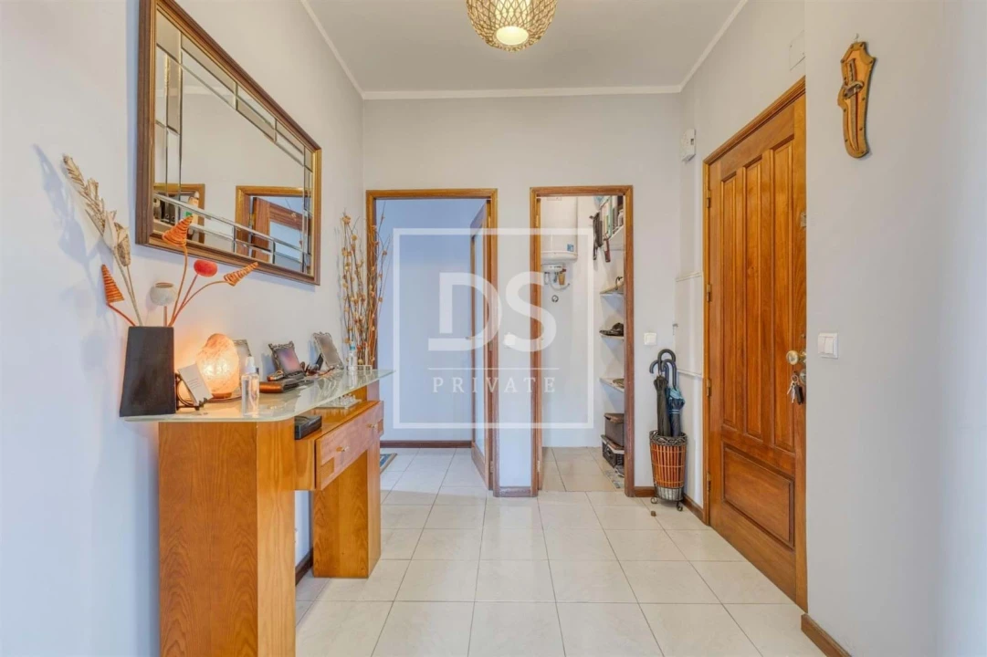 Apartamento T2 para Venda em Cidade da Maia Foto 8