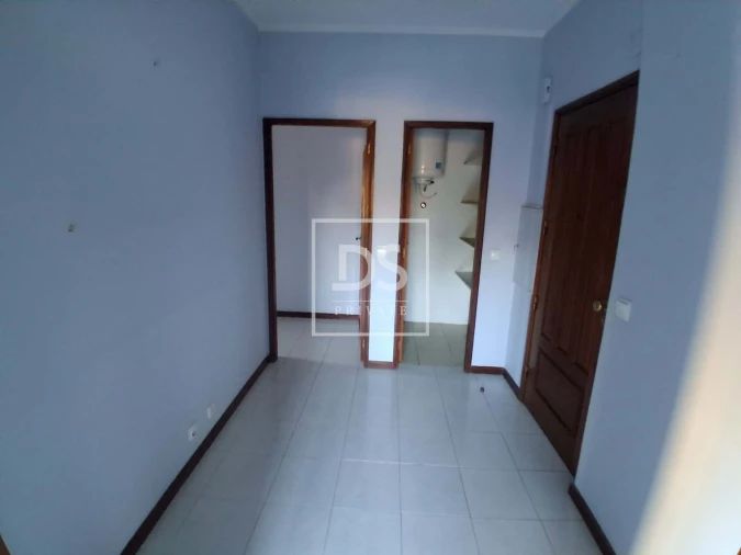 Apartamento T2 para Venda em Cidade da Maia Foto 22