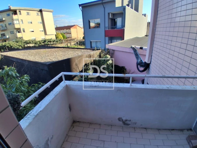 Apartamento T2 para Venda em Cidade da Maia Foto 18