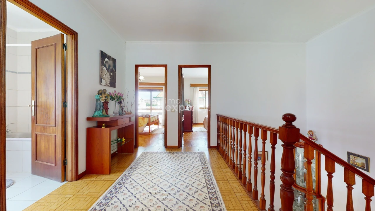 Moradia T4 para Venda em Valongo Foto 18