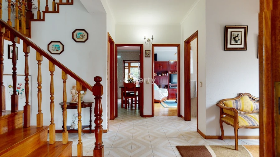 Moradia T4 para Venda em Valongo Foto 8