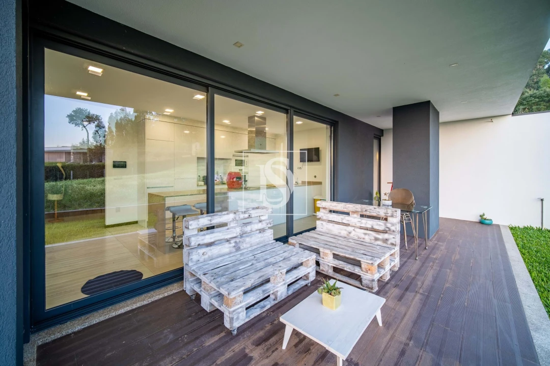 Moradia T3 para Venda em Airo Foto 27