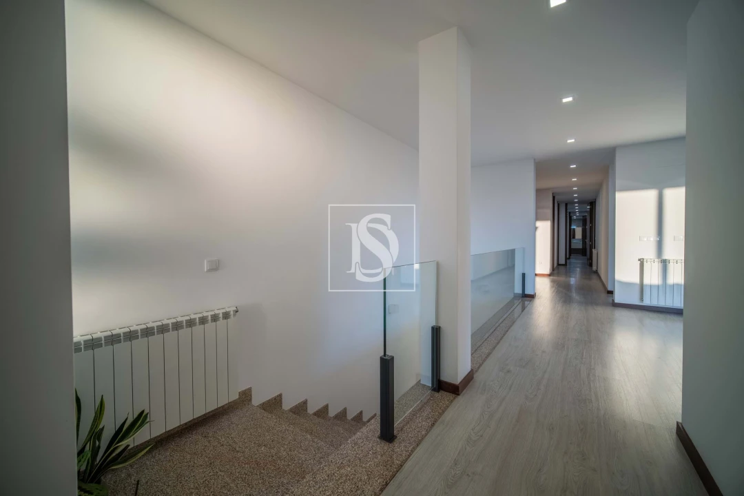 Moradia T3 para Venda em Airo Foto 21