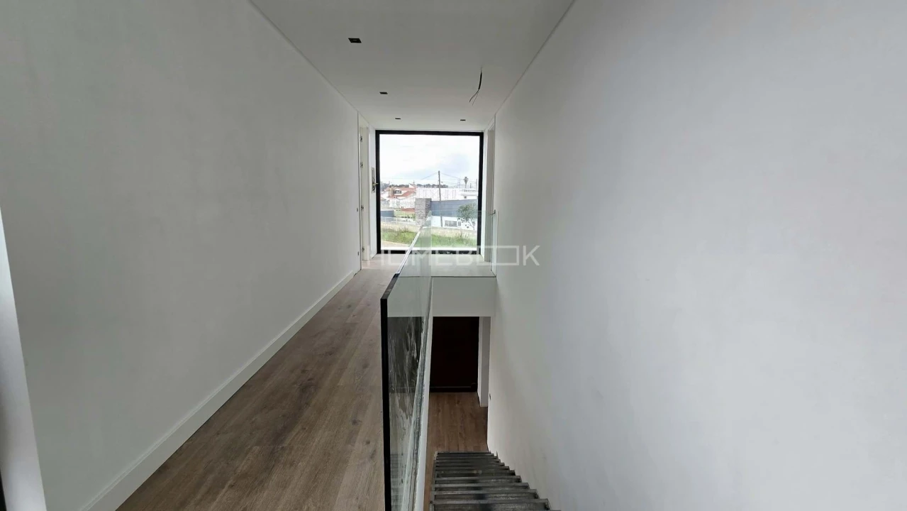 Moradia T4 para Venda em Agualva e Mira-Sintra Foto 19