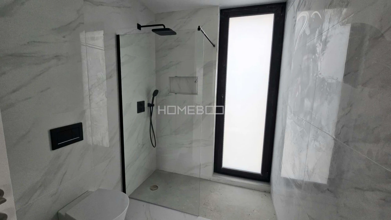 Moradia T4 para Venda em Agualva e Mira-Sintra Foto 13