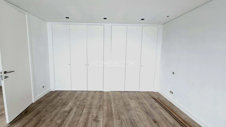 Moradia T4 para Venda em Agualva e Mira-Sintra Foto 18