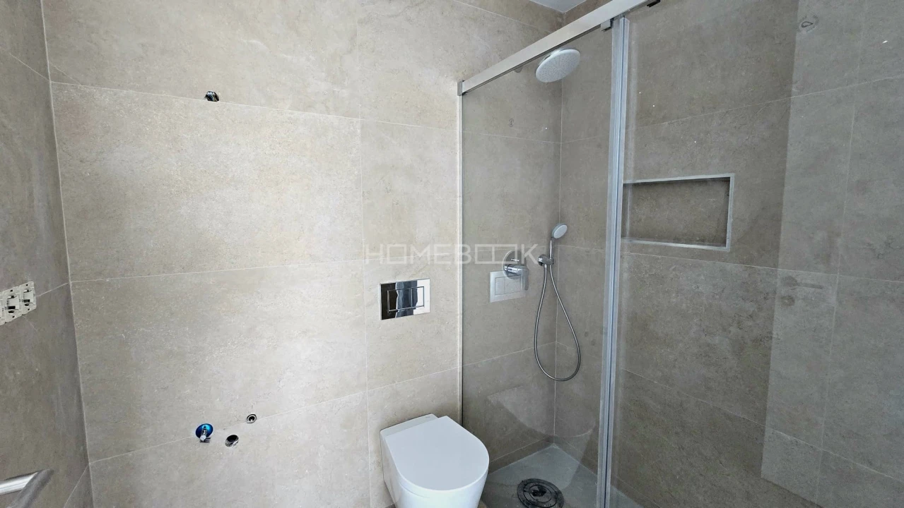 Moradia T4 para Venda em Agualva e Mira-Sintra Foto 17