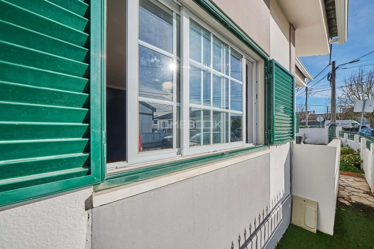 Apartamento T3 para Venda em Quinta do Anjo Foto 26