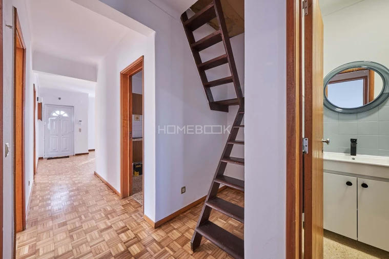 Apartamento T3 para Venda em Quinta do Anjo Foto 16