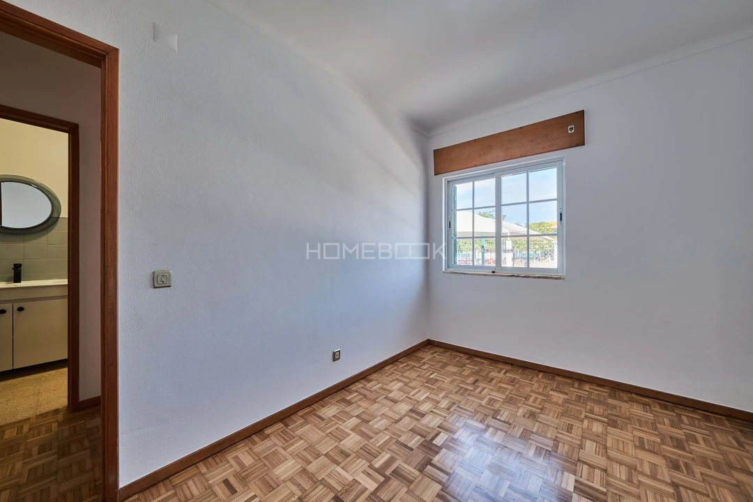 Apartamento T3 para Venda em Quinta do Anjo Foto 12