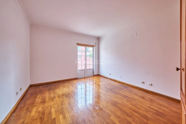 Moradia T3 para Venda em Atalaia e Alto Estanqueiro-Jardia Foto 6