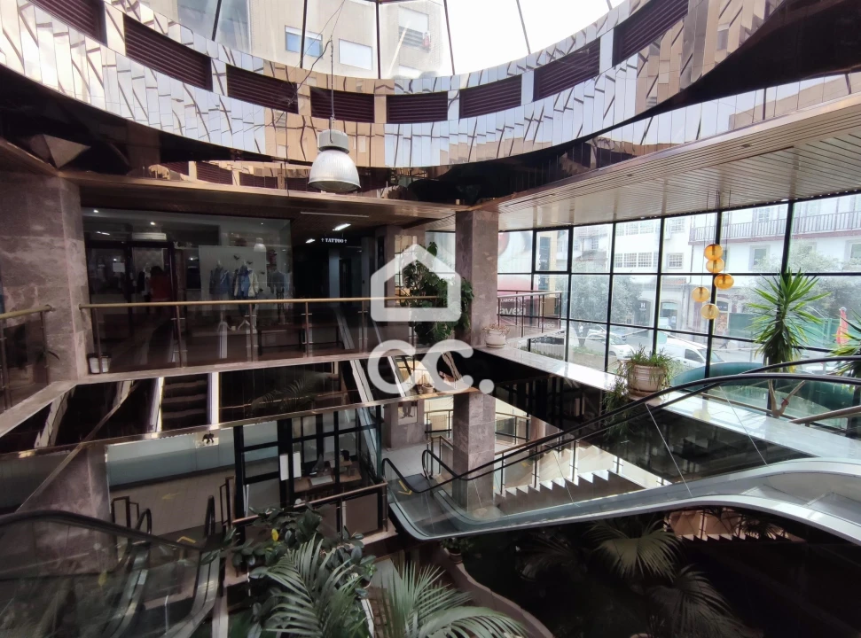 Negócio para Venda em Santa Maria Maior Foto 7