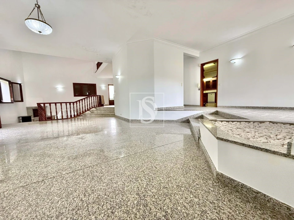 Moradia T6 para Venda em Lanheses Foto 4