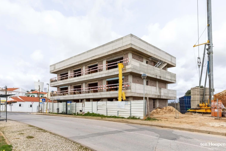 Apartamento T3 para Venda em Mexilhoeira Grande Foto 5