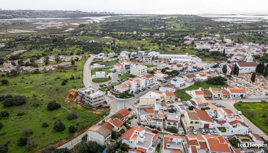 Apartamento T3 para Venda em Mexilhoeira Grande Foto 11