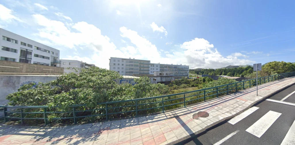 Terreno para Venda em Ponta Delgada (São Pedro) Foto 1