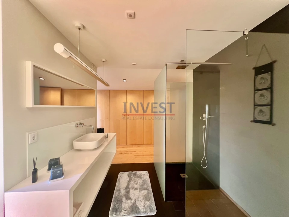 Moradia T5 para Venda em Cidade da Maia Foto 44