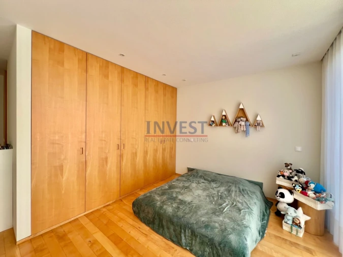 Moradia T5 para Venda em Cidade da Maia Foto 33