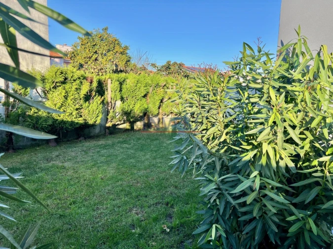 Moradia T5 para Venda em Cidade da Maia Foto 47