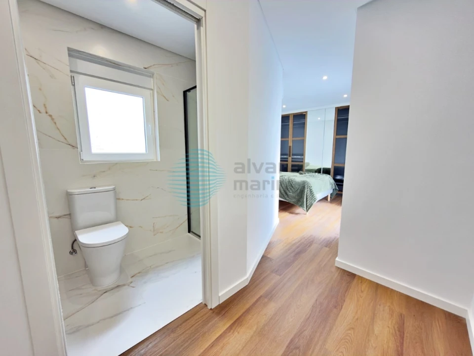 Moradia T3 para Venda em Santa Maria, São Pedro e Matacães Foto 14