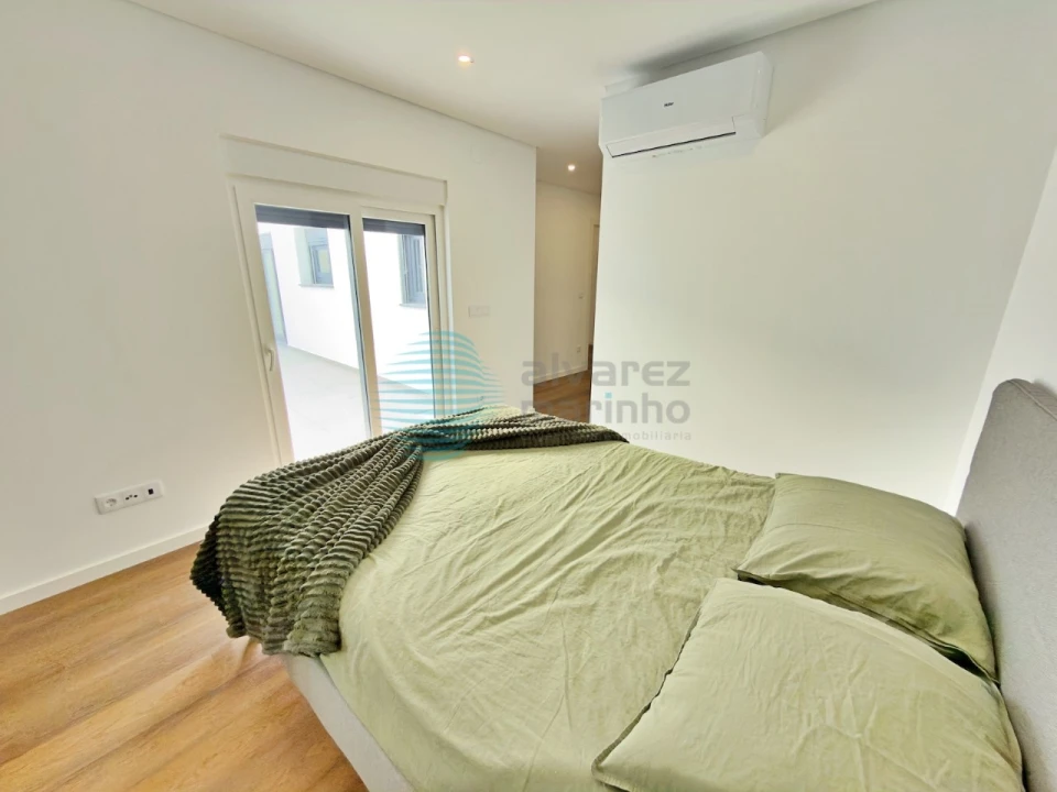 Moradia T3 para Venda em Santa Maria, São Pedro e Matacães Foto 18