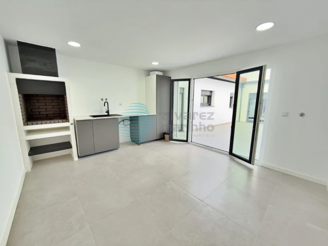 Moradia T3 para Venda em Santa Maria, São Pedro e Matacães Foto 22