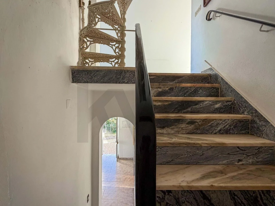 Moradia T3 para Venda em Pechão Foto 14