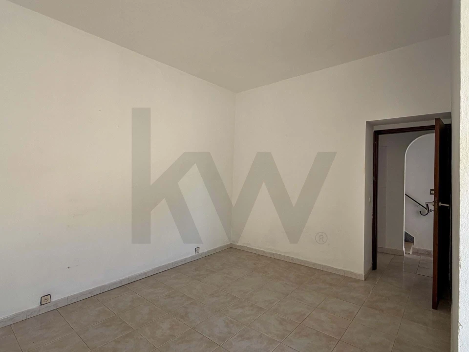 Moradia T3 para Venda em Pechão Foto 29