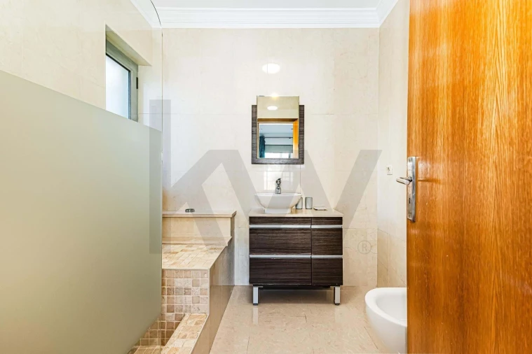 Moradia T3 para Arrendamento férias em Guia Foto 11