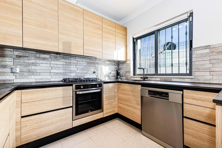 Moradia T3 para Arrendamento férias em Guia Foto 15