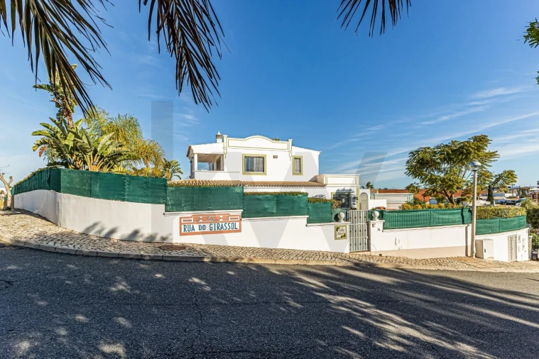 Moradia T3 para Arrendamento férias em Guia Foto 41