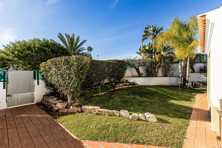 Moradia T3 para Arrendamento férias em Guia Foto 35