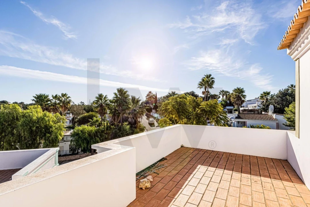 Moradia T3 para Arrendamento férias em Guia Foto 39