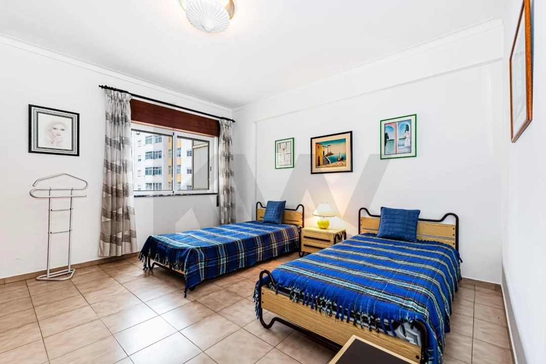 Apartamento T2 para Venda em Portimão Foto 4