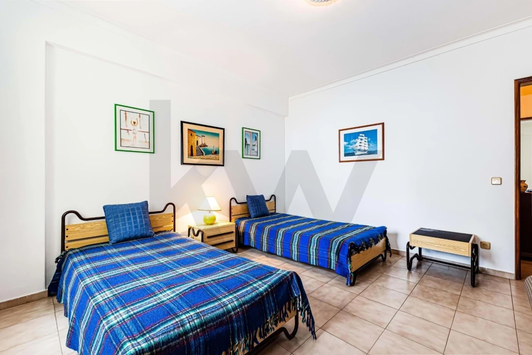 Apartamento T2 para Venda em Portimão Foto 5