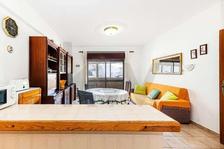 Apartamento T2 para Venda em Portimão Foto 14